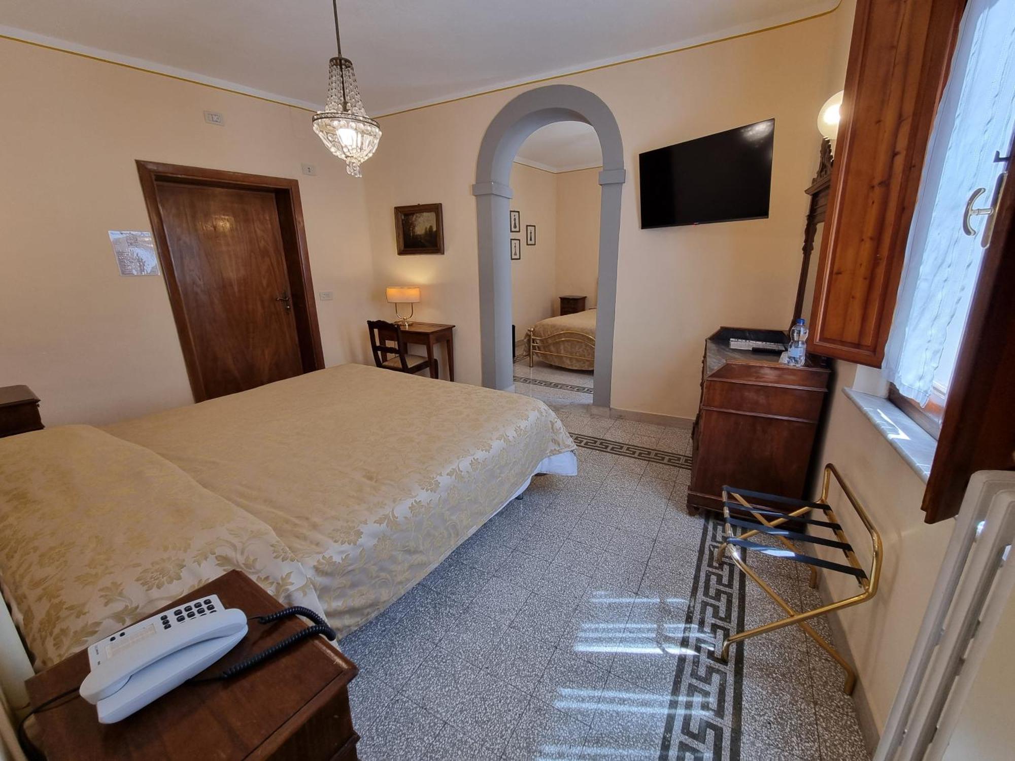Albergo Il Marzocco - Hotel Dal 1860 Montepulciano Exterior photo
